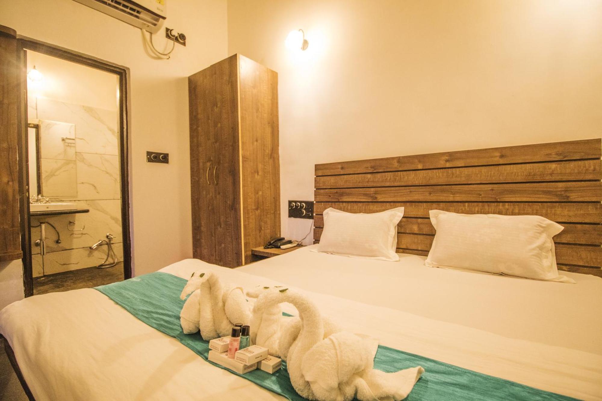 Wowstayz Pachmarhi Ecotel Exterior foto