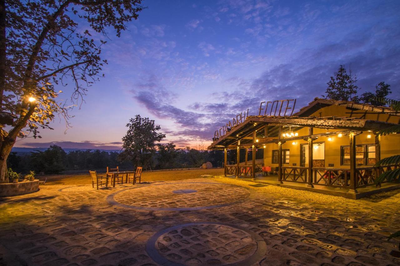 Wowstayz Pachmarhi Ecotel Exterior foto